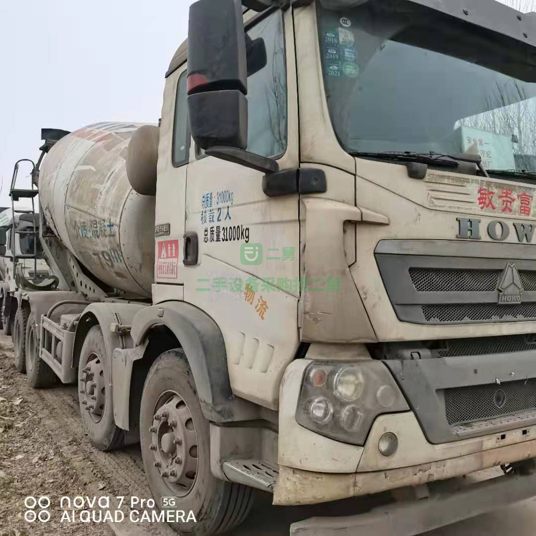 急售一臺臺17年國五輕量化豪沃攪拌車，340馬力