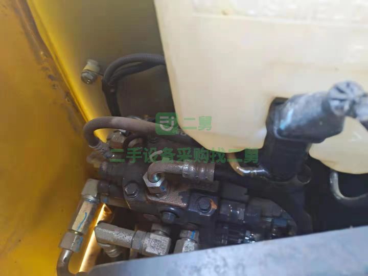 河北出售二手八成新的挖掘機(jī)小松56