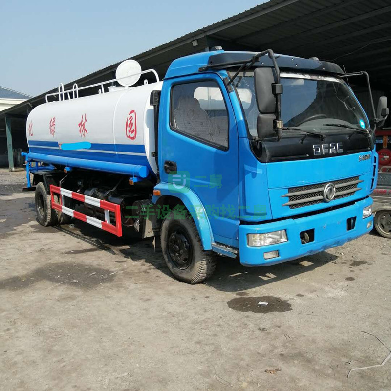 山東出售二手九成新的12立方灑水車