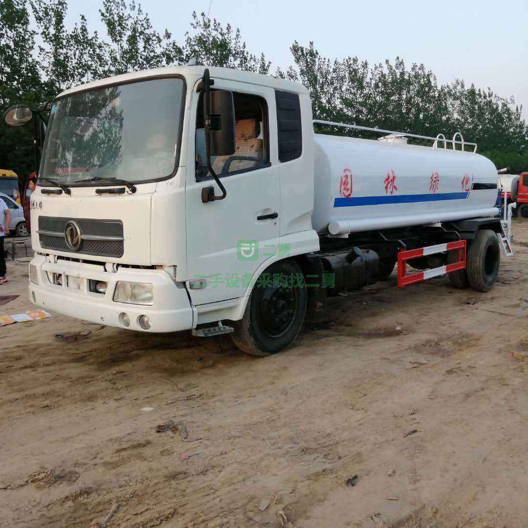 山東出售二手九成新的12立方灑水車