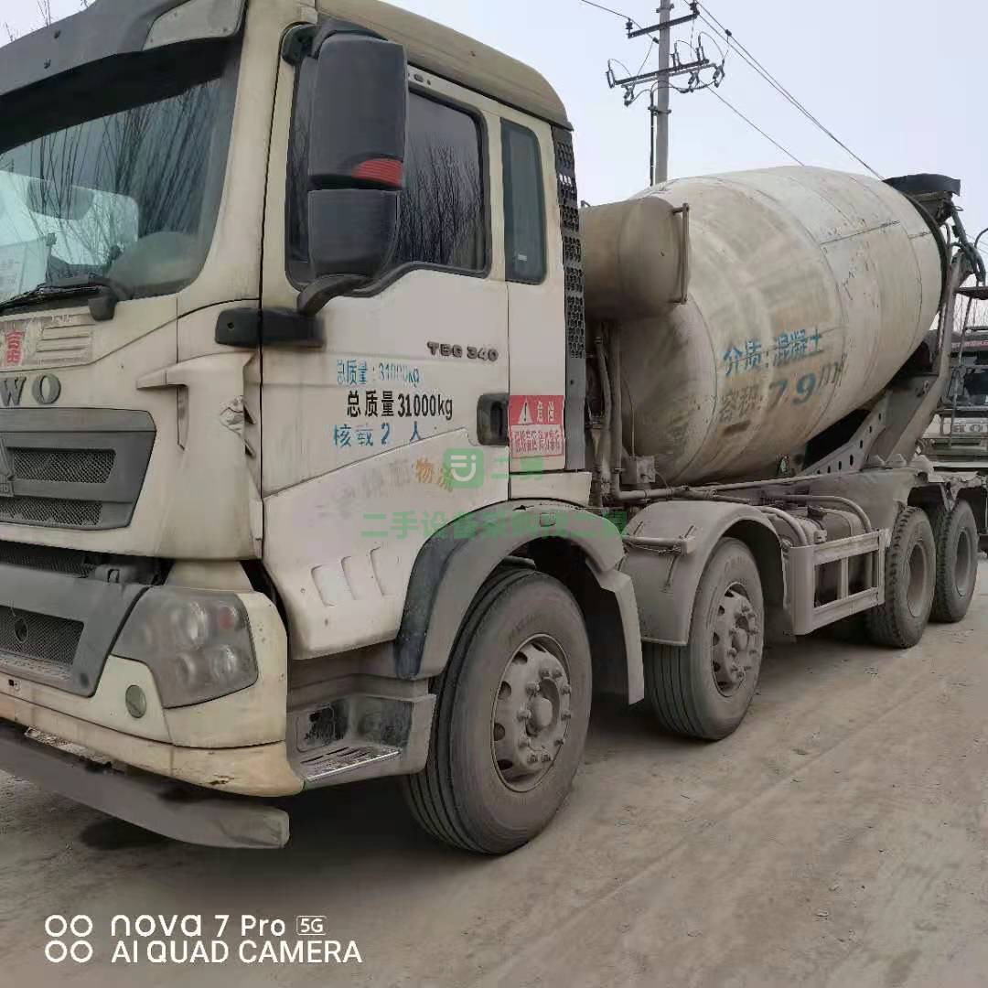 急售一臺臺17年國五輕量化豪沃攪拌車，340馬力