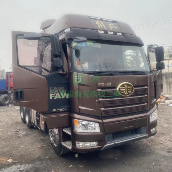 出售解放J6P領航版國五輕體500馬力牽引車