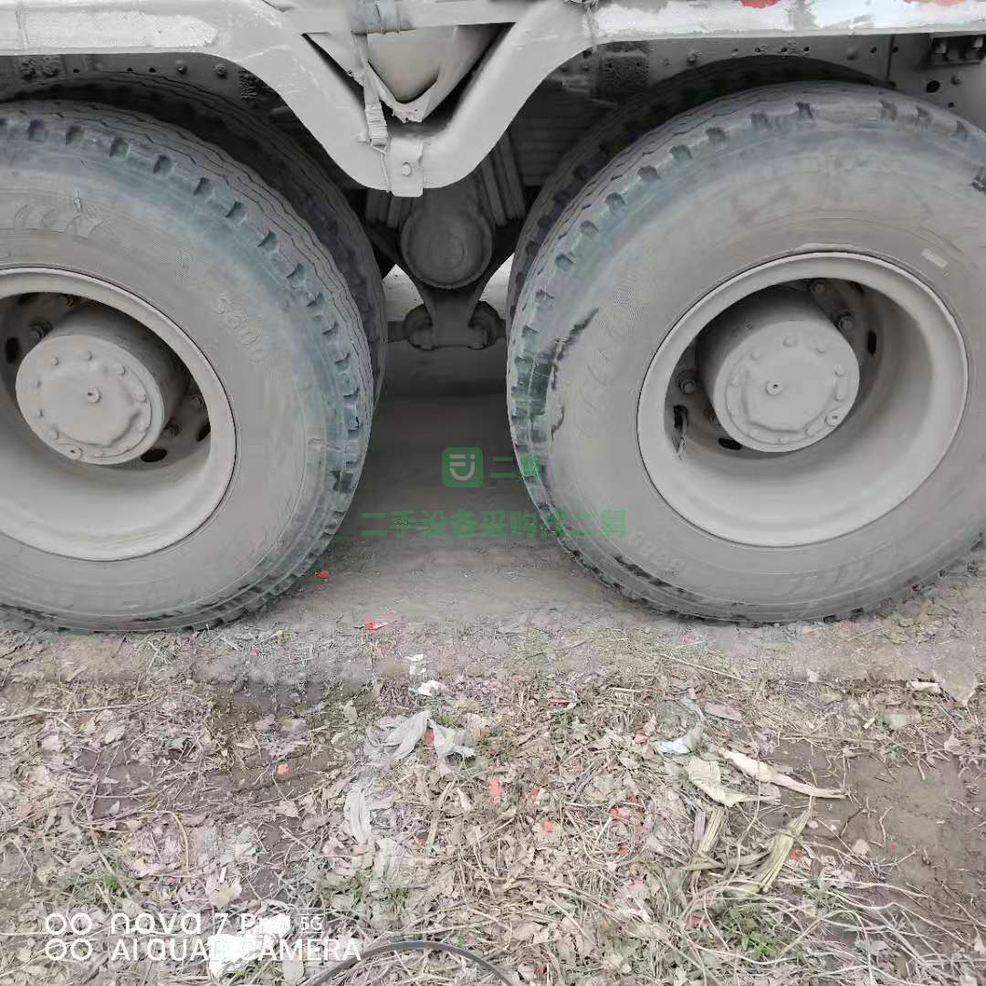 急售一臺臺17年國五輕量化豪沃攪拌車，340馬力