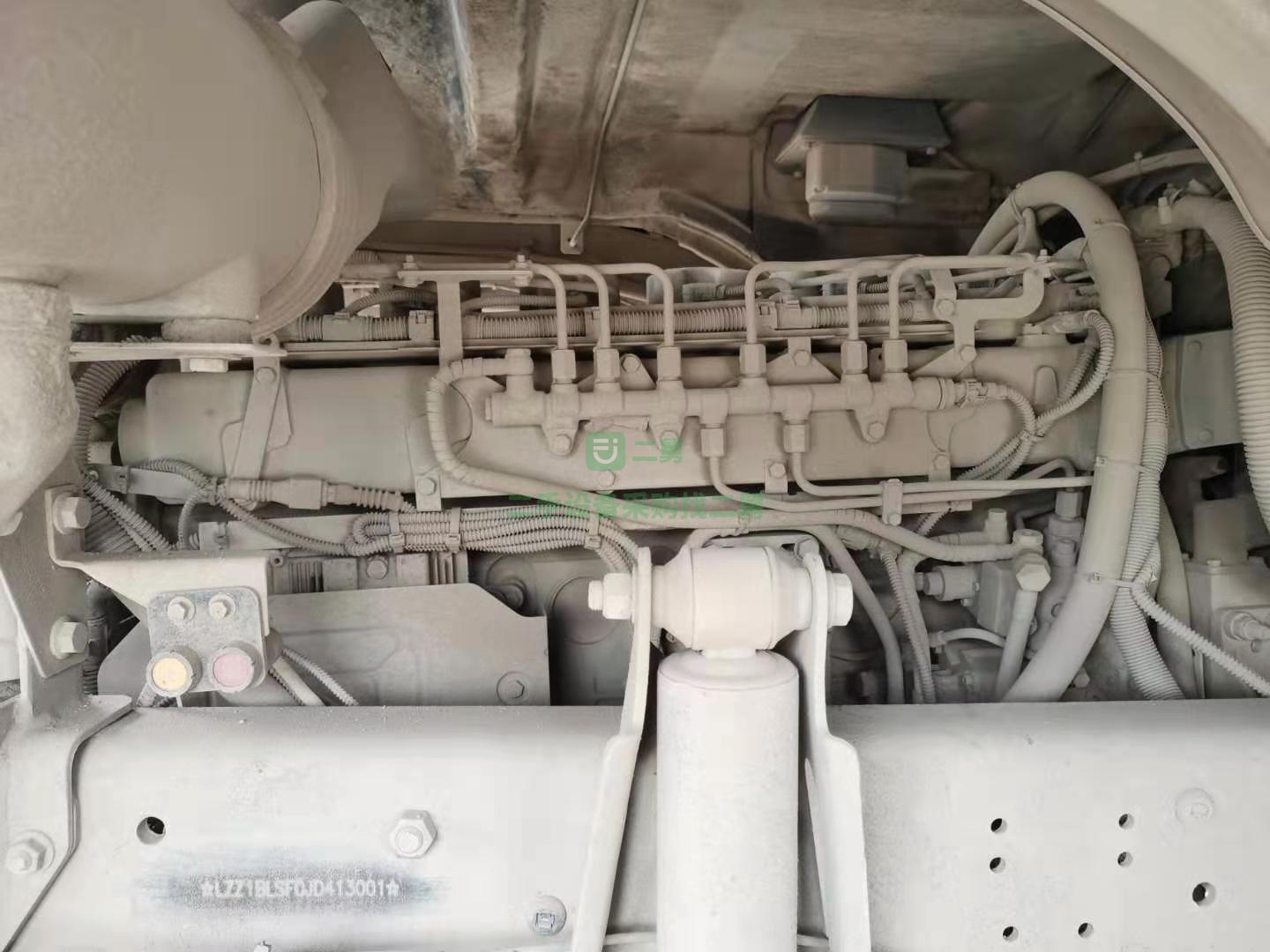 出售豪沃底盤亞特上裝12方攪拌車