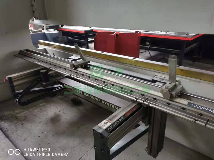 江蘇出售二手的愛克4米56s系統折彎機