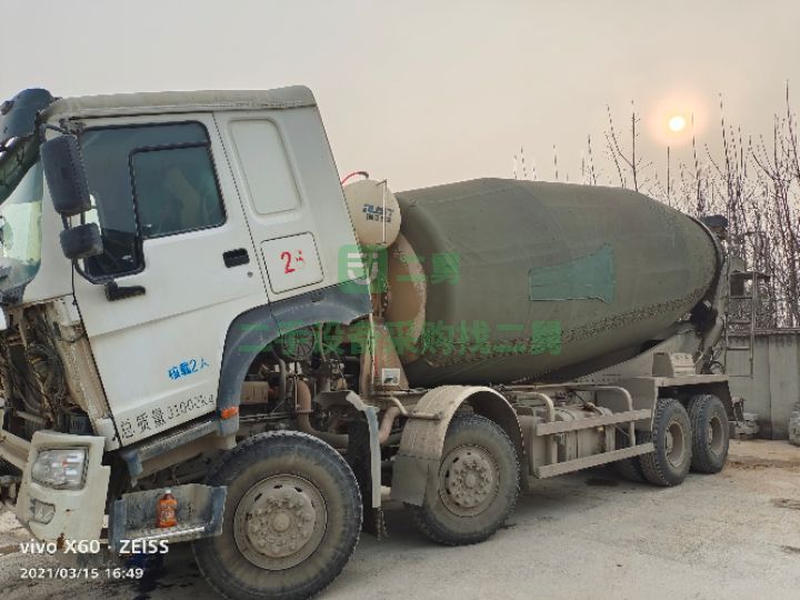 出售二手的國五豪沃大二十方攪拌車
