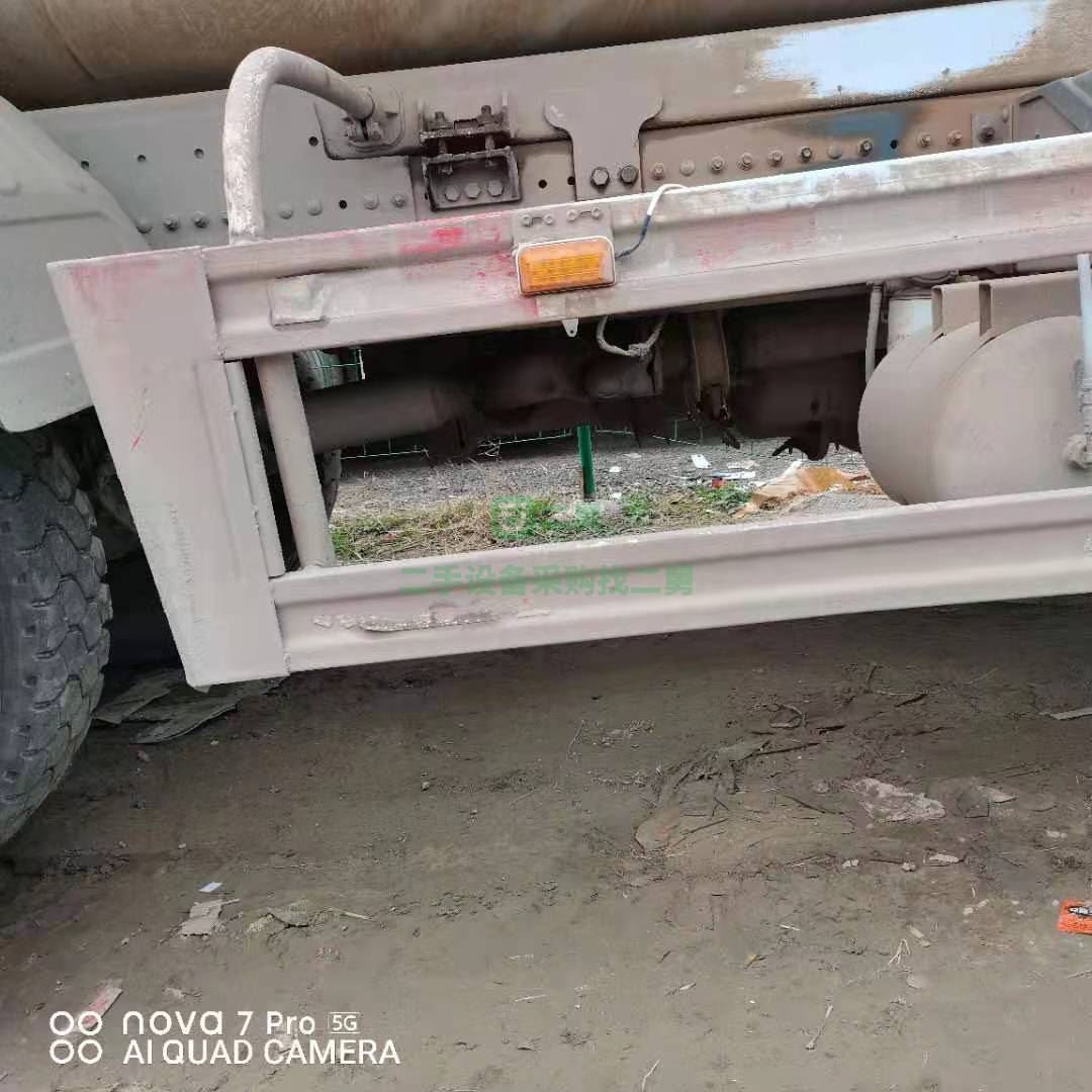 出售一臺18年國五 大14方豪沃攪拌車 亞特上裝