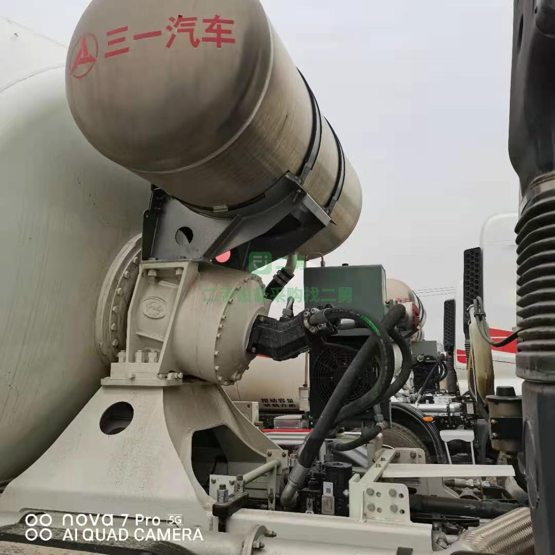 出售一臺20年庫存新車攪拌車，三一12方輕量化