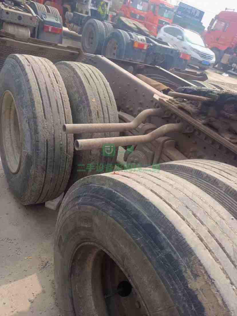 出售19年底德龍X3000牽引車550馬力，雙驅(qū)輕體