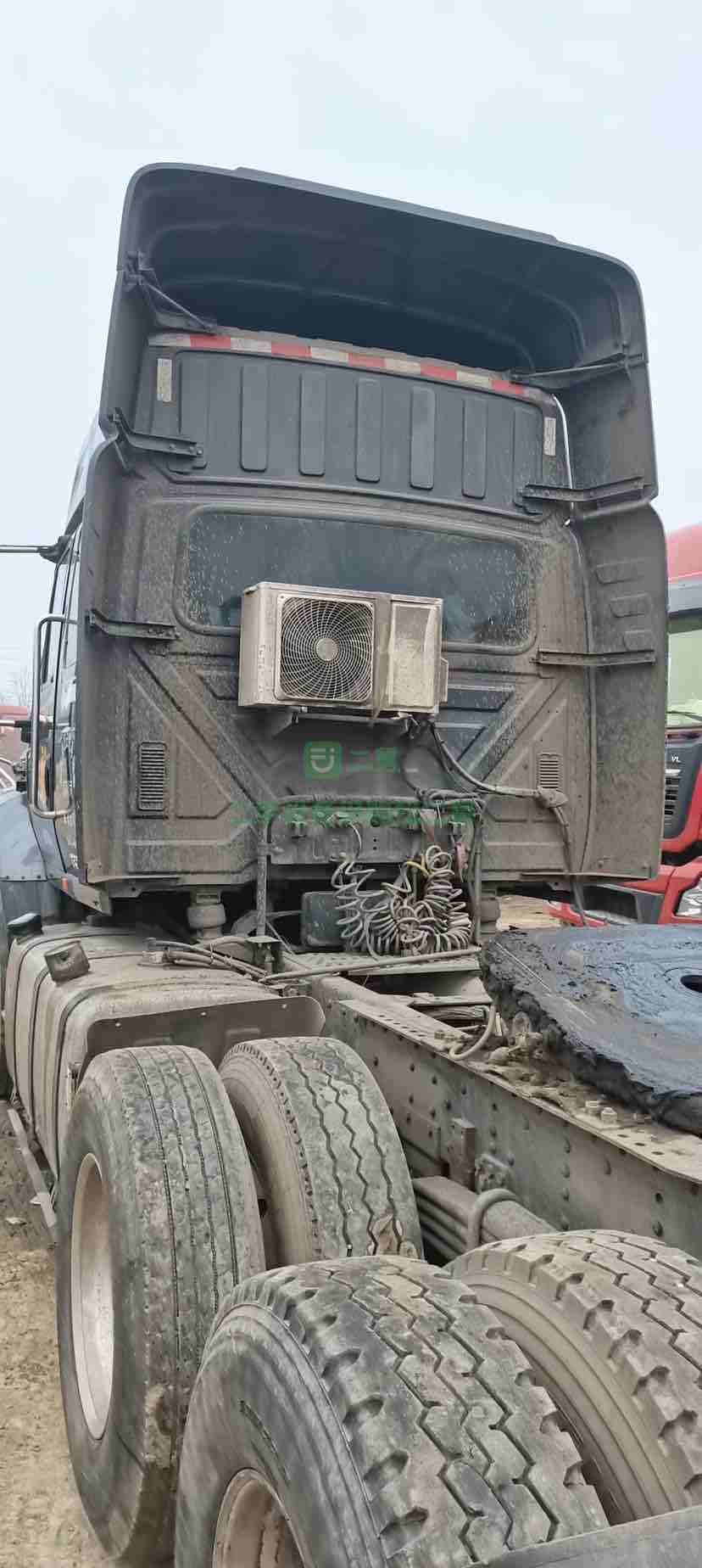 三年兩個月寒區版解放420馬力帶全保險半掛車，帶駐車空調，全車鋁圈，車況精品