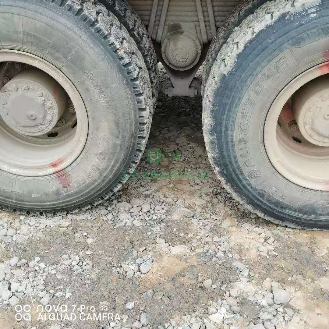 出售一臺17年國四豪沃攪拌車 大14拉16方340馬力