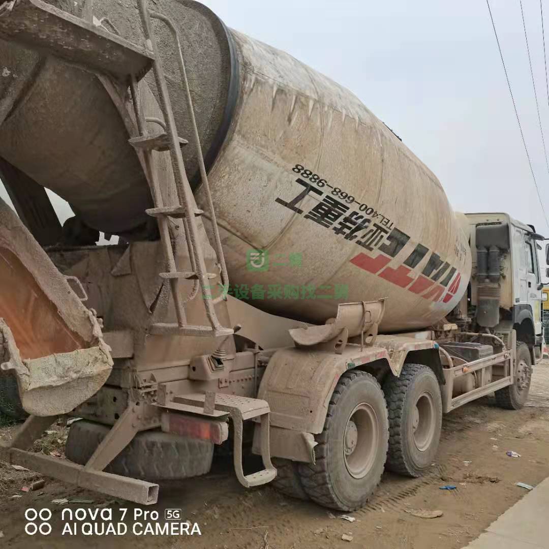 出售一臺18年國五 大14方豪沃攪拌車 亞特上裝