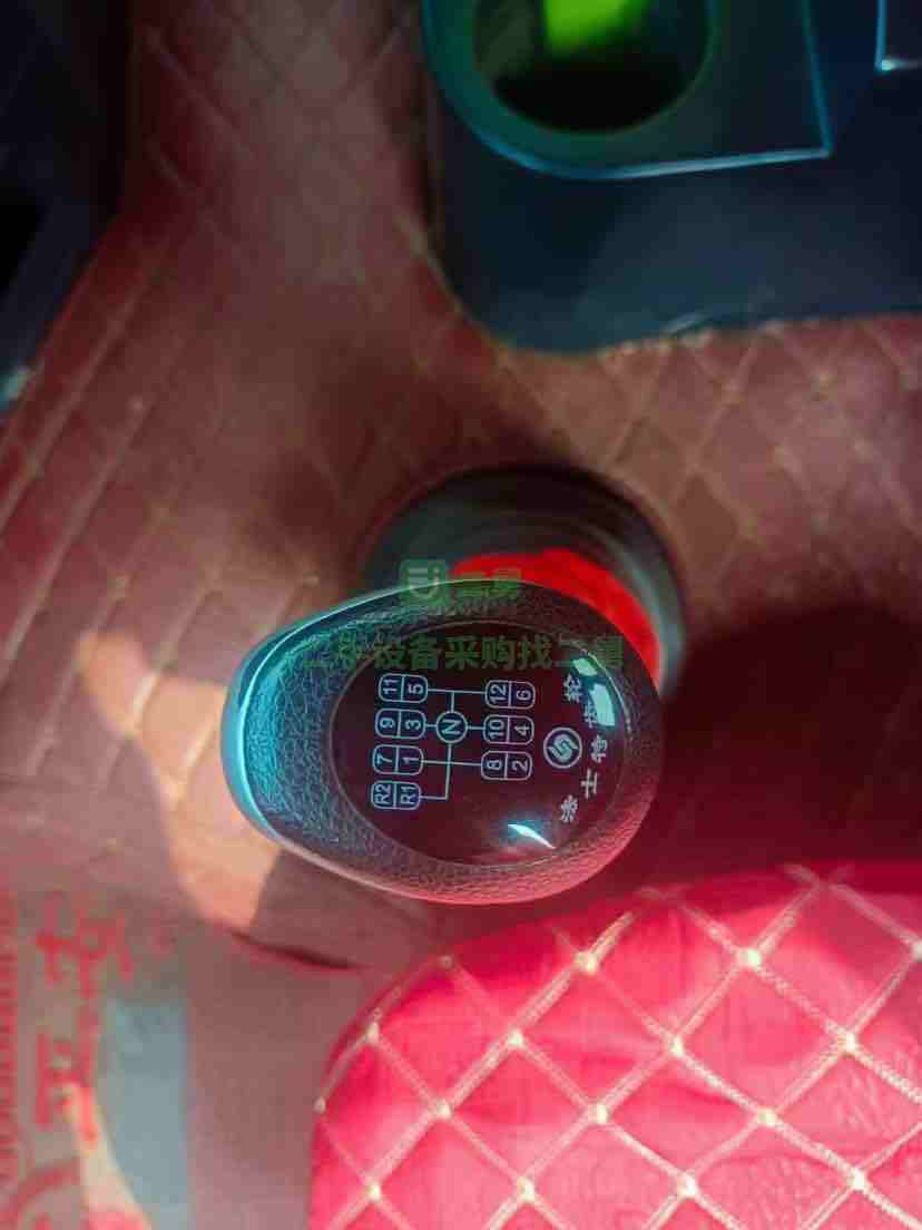 出售19年底德龍X3000牽引車550馬力，雙驅(qū)輕體