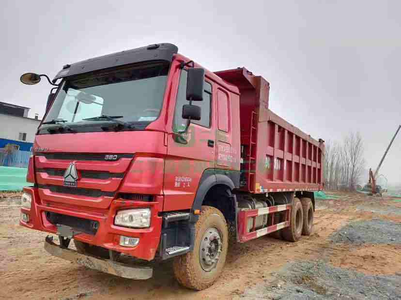 出售國五2020年5月重汽380大箱6米自卸車，舊車的價格新車的品質