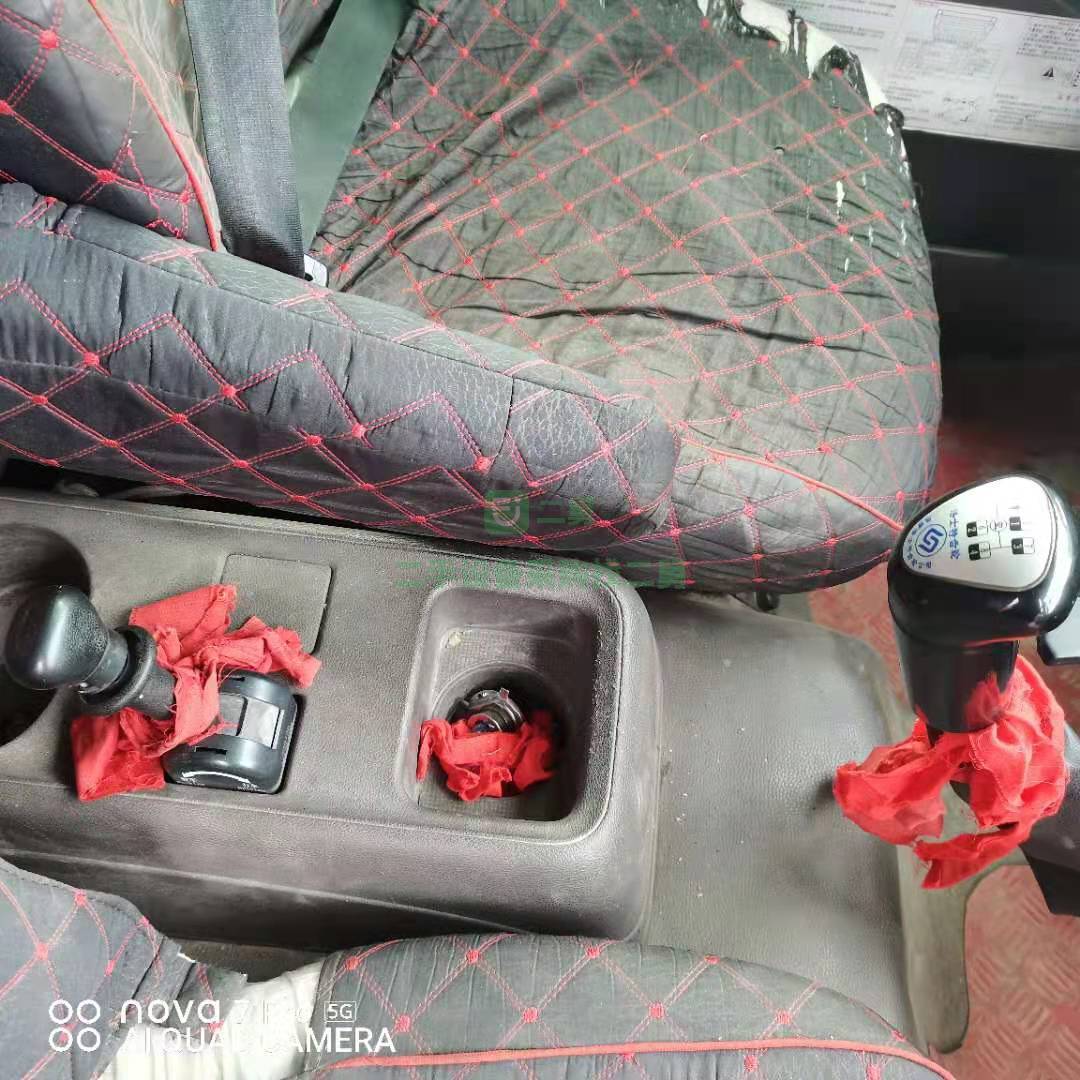 出售一臺19年的國五乘龍L3貨車，170馬力
