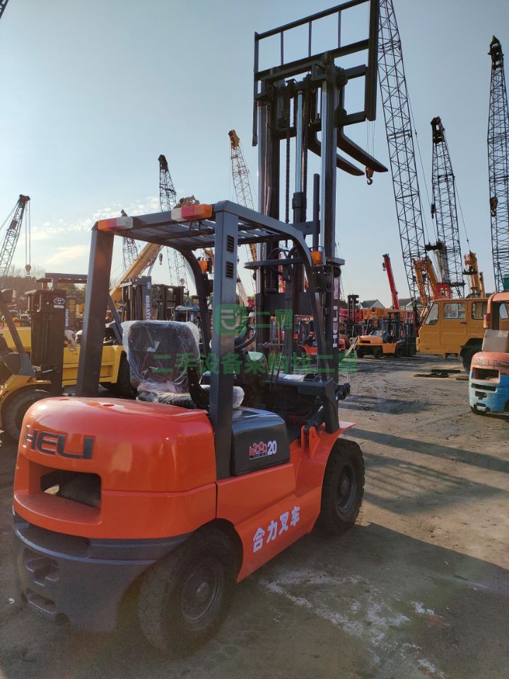 上海出售二手九成新的合力叉車H200