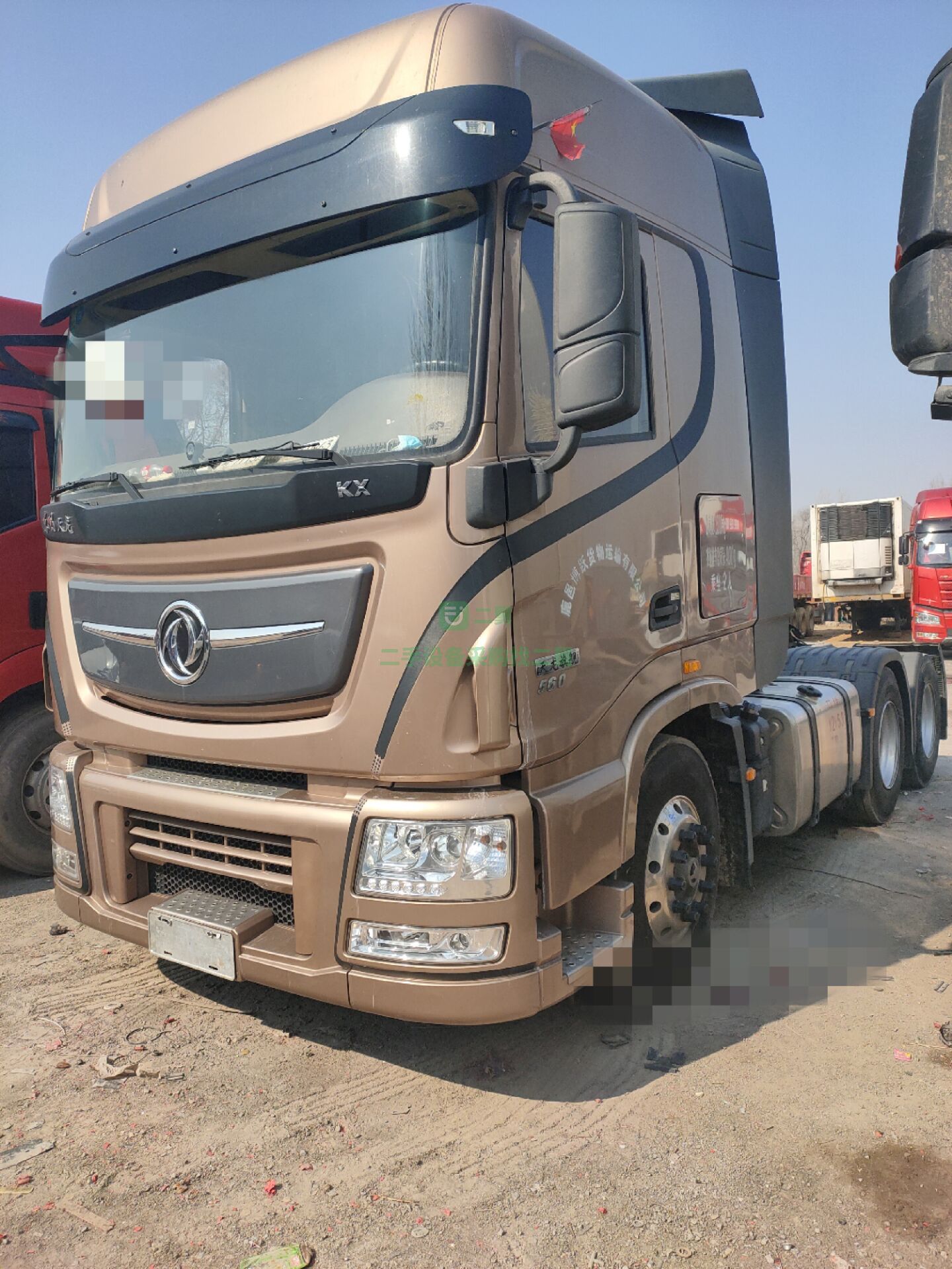 出售二手東風天龍二拖三運輸車