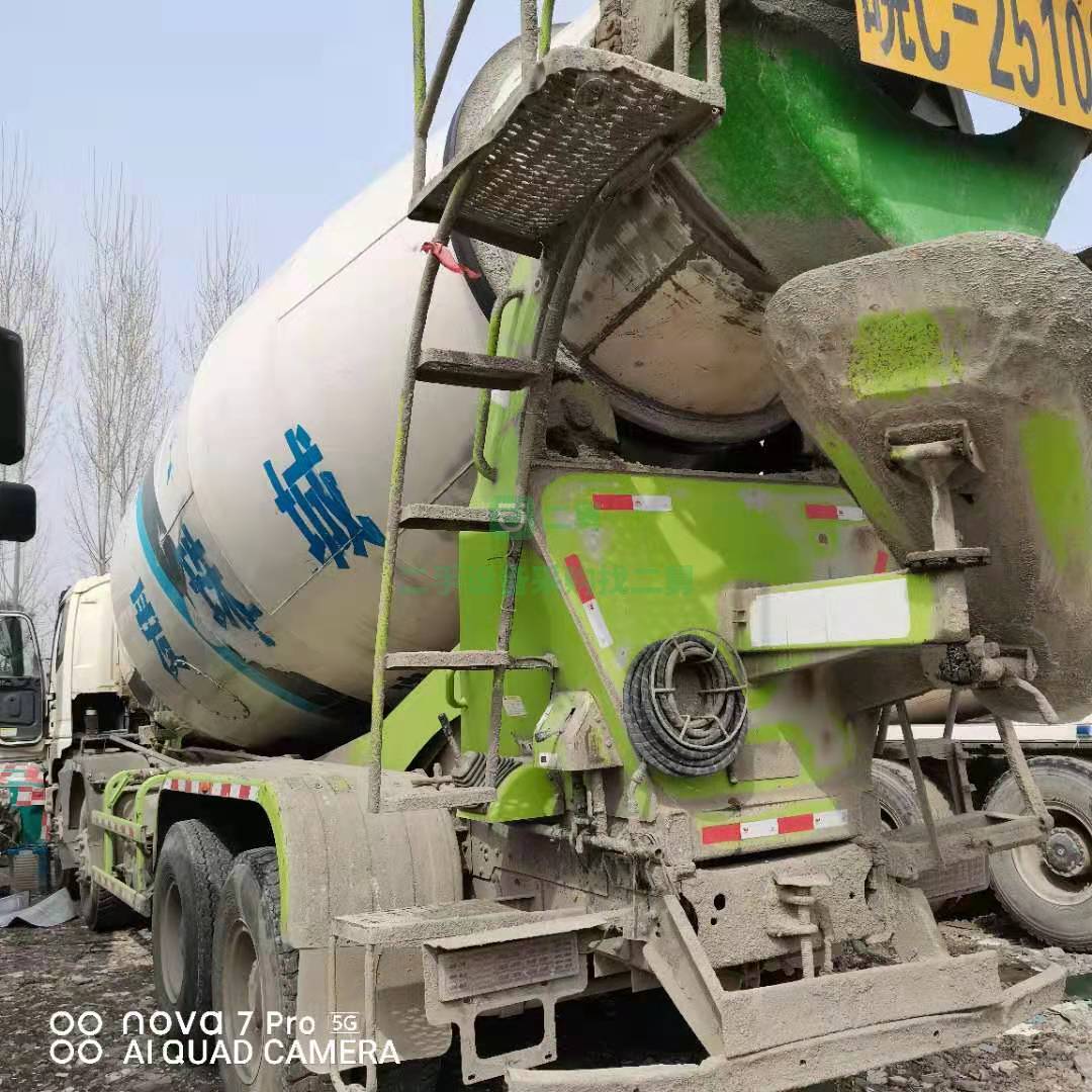 出售一臺17年國五歐曼大20方攪拌車，濰柴375馬力