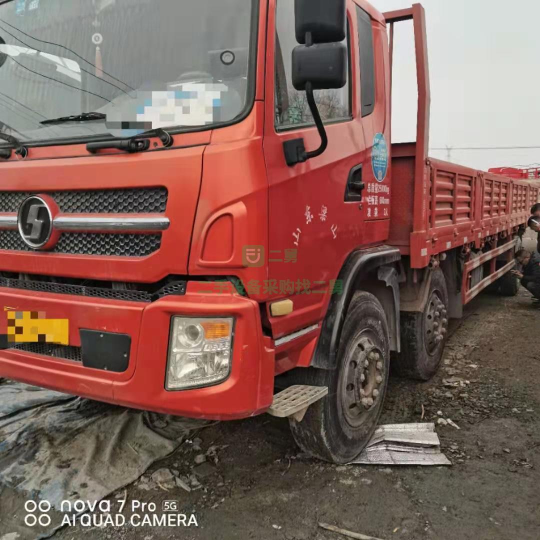 出售一臺15年國四9.6米平板貨車， 欄板高度60