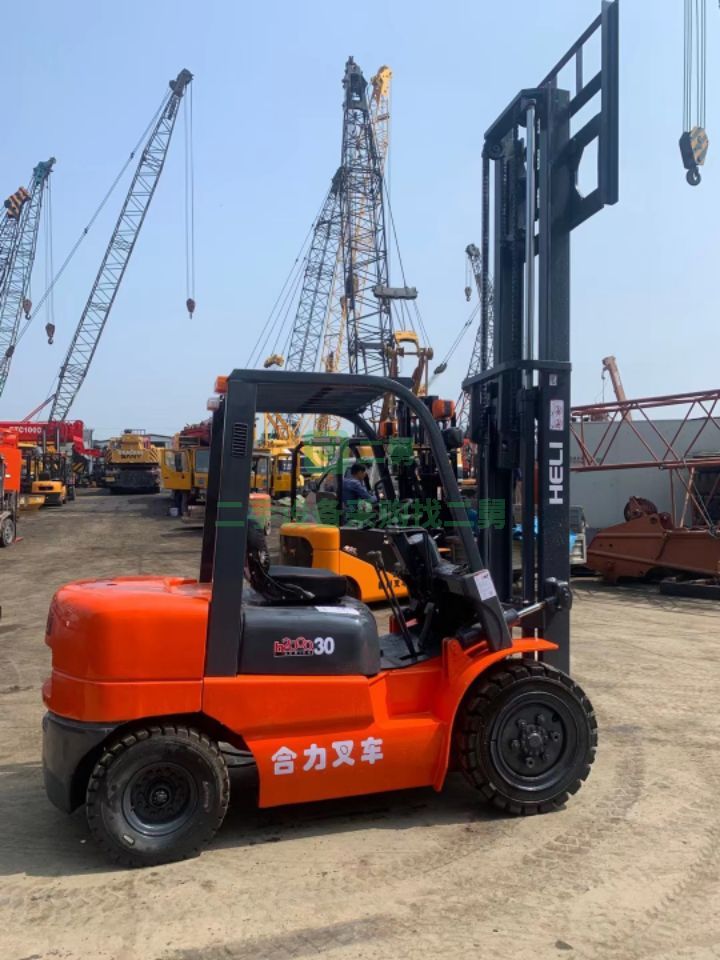 上海出售二手九成新的合力叉車H200
