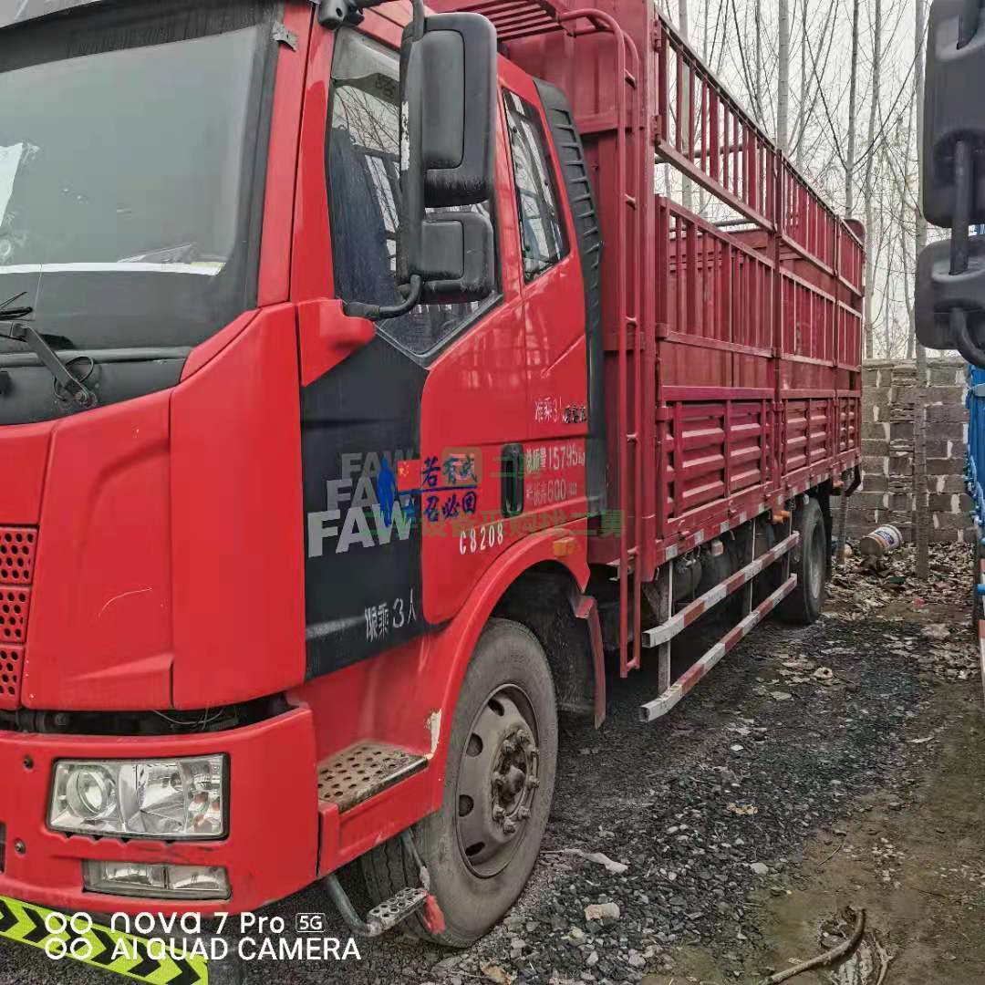 出售一臺17年國五解放J6L貨車，四缸180馬力