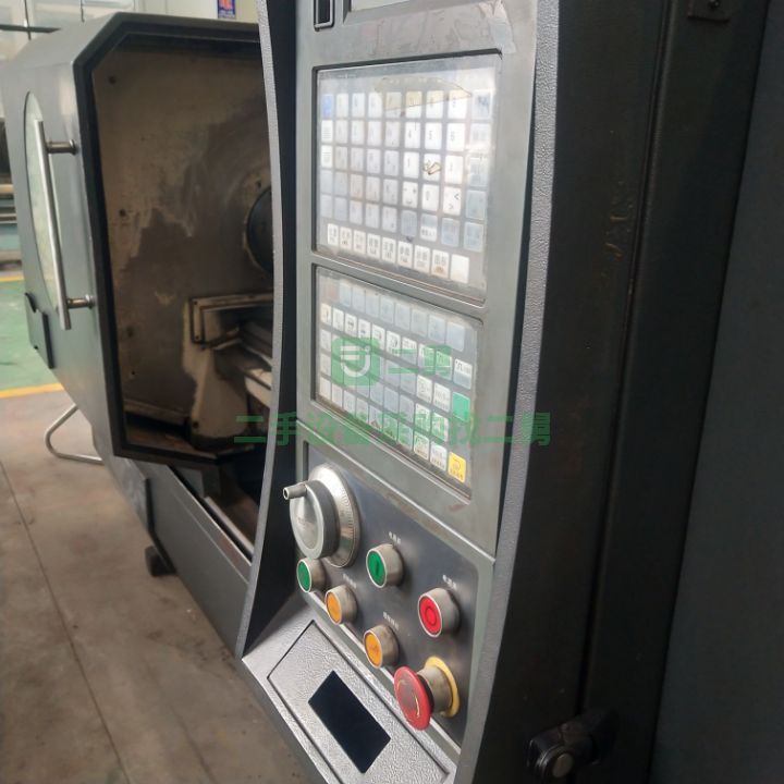 出售二手八成新的沈陽61505085數(shù)控車床