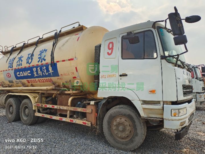 出售二手的18年國五三橋砂漿罐車