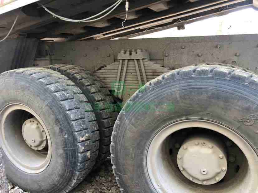出售豪沃渣土自卸車，中集環保大箱7.6??1.5公告，包提檔過戶