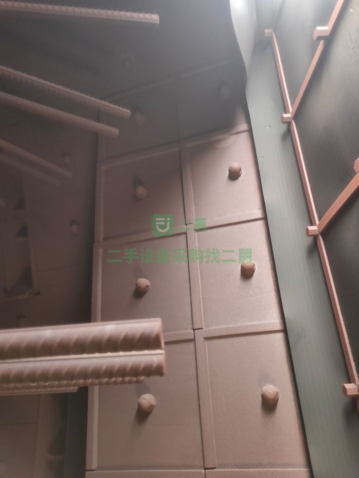 出售二手九成新的江蘇產(chǎn)3730吊鉤拋丸機(jī)全護(hù)板