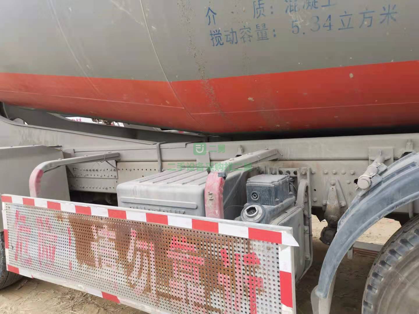出售一臺18年豪沃國五排放攪拌車，唐鴻上莊