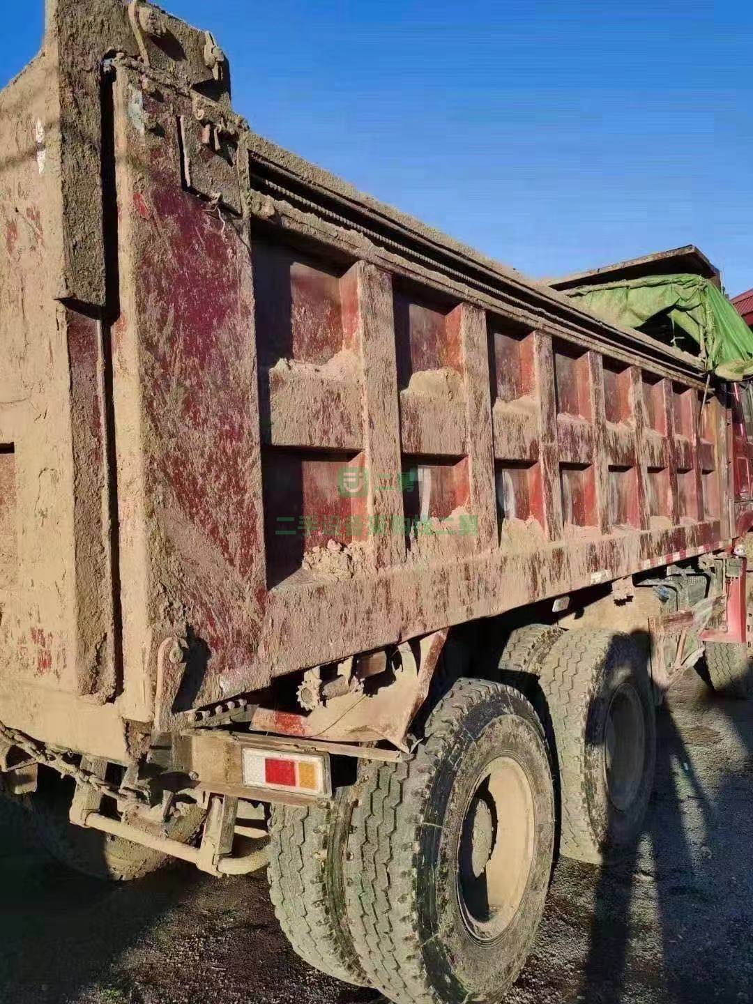 出售一臺14年國四電噴大豪沃自卸車 5.6米貨箱 340馬力