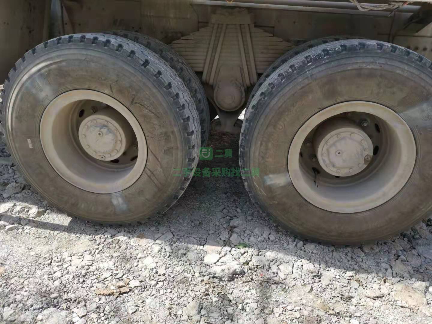 出售一臺18年豪沃國五排放攪拌車，唐鴻上莊