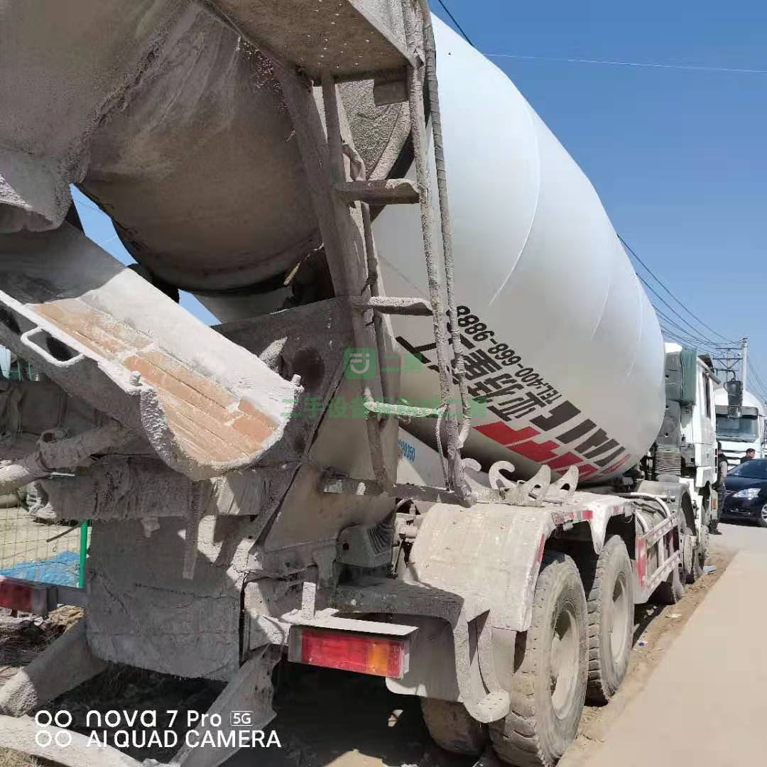 出售一臺15年6月德龍國四大20方攪拌車，PMP進口減速機