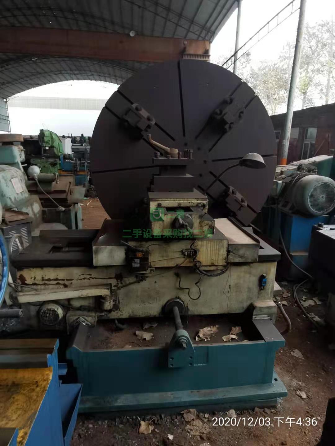 出售青島國振機械制造有限公司CW200車床