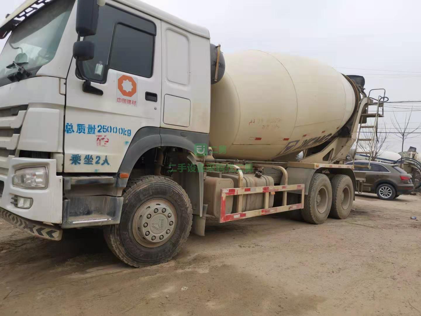出售一臺18年豪沃國五攪拌車，徐工上莊，大十四方