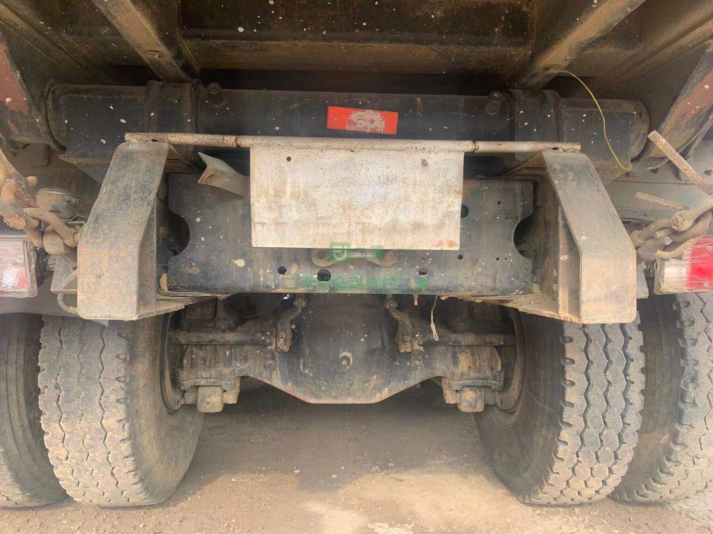 出售一臺16年上戶國四排放自卸車，336馬力