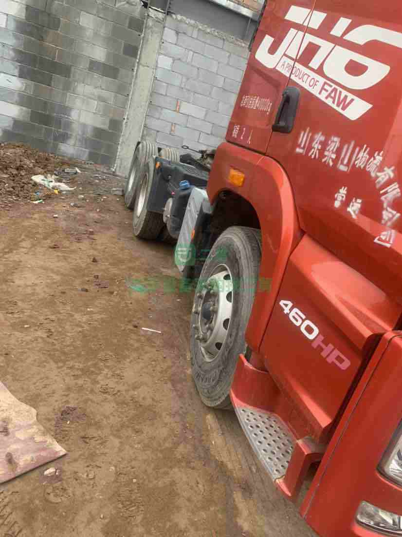 出售19年3月精品解放JH6牽引車，460匹馬力，國(guó)五排放，濰柴發(fā)動(dòng)機(jī)