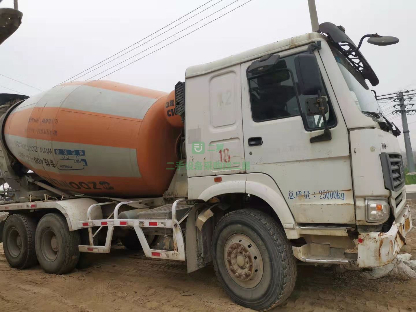 出售一臺14年豪沃國三排放攪拌車，中聯上莊