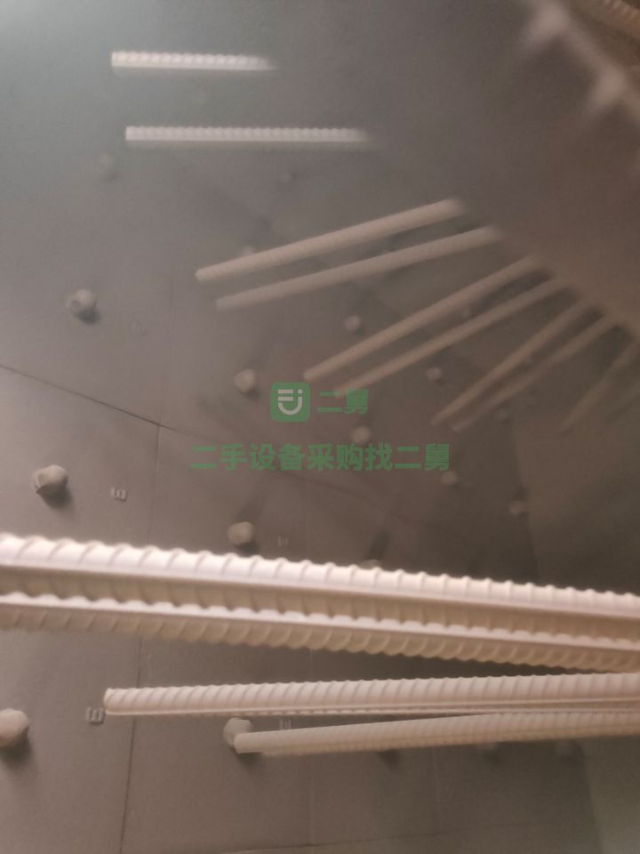 出售二手九成新的江蘇產(chǎn)3730吊鉤拋丸機(jī)全護(hù)板
