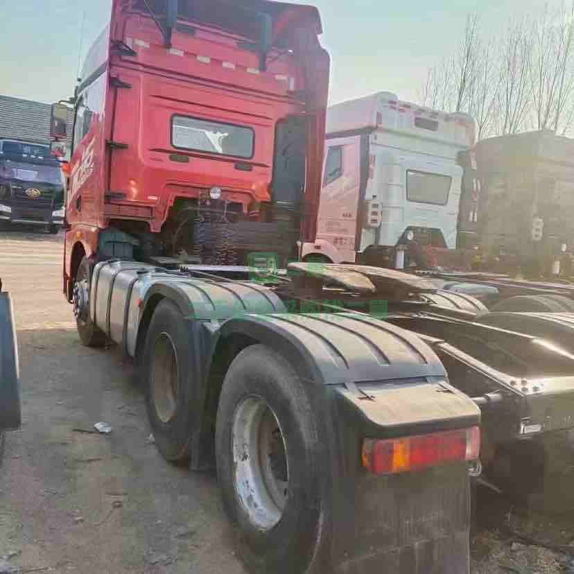 出售無任何事故，良心車18年3月精品解放JH6牽引車