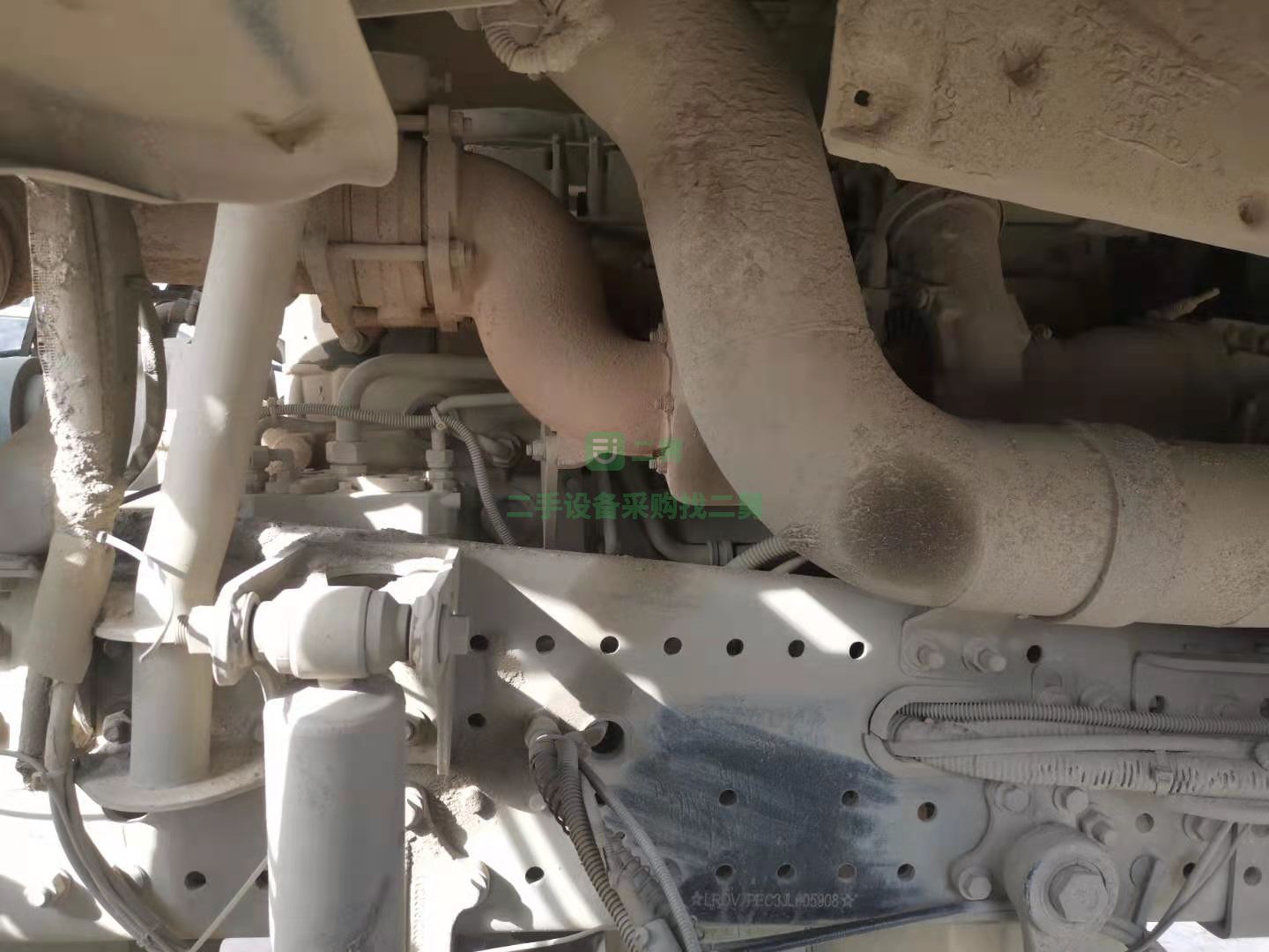 出售一臺18年歐曼濰柴動力攪拌車，375馬力