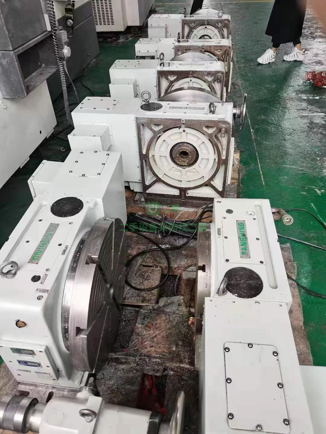 出售臺灣譚興400整套四軸帶頂尖尾座發那科MD系統