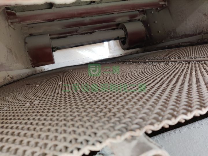 二手的黎明重工2460兩層防塵篩振動篩