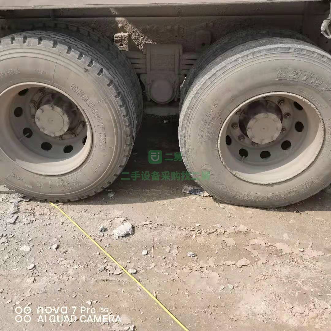 出售一臺17年國五豪沃大12方攪拌車，亞特上裝
