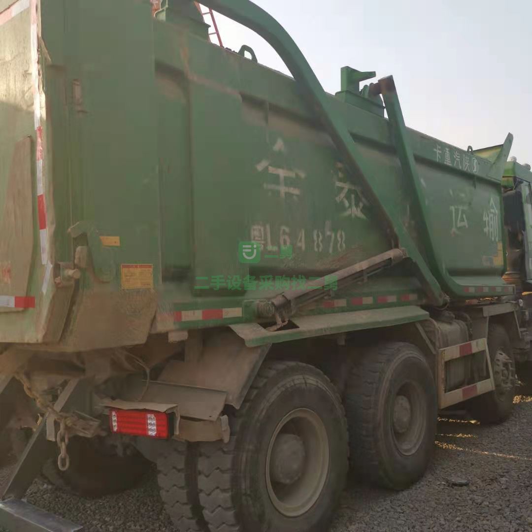 出售一臺(tái)19年德龍法規(guī)版自卸車，濰柴發(fā)動(dòng)機(jī)，350馬力