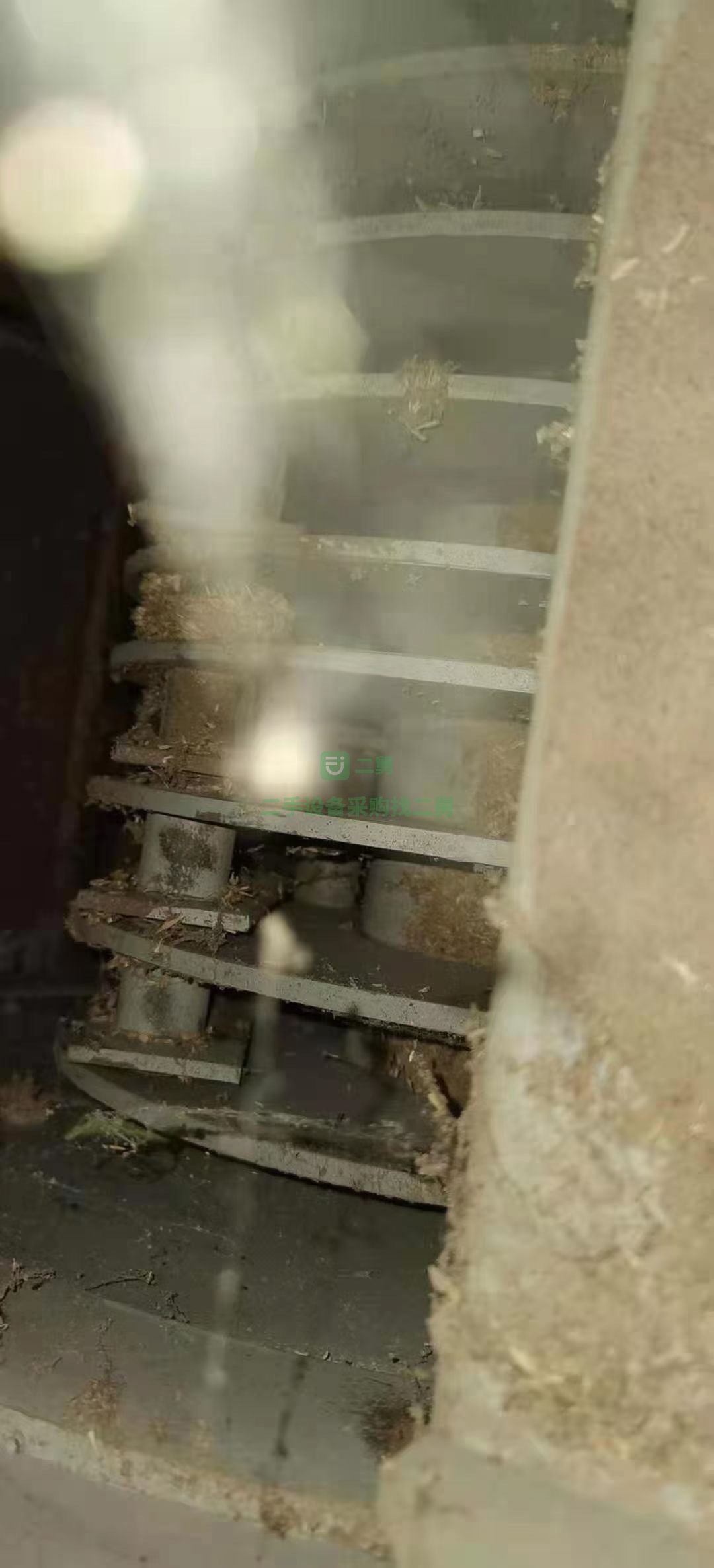 出售一臺二手的九成新的正昌37千瓦粉碎機(jī)