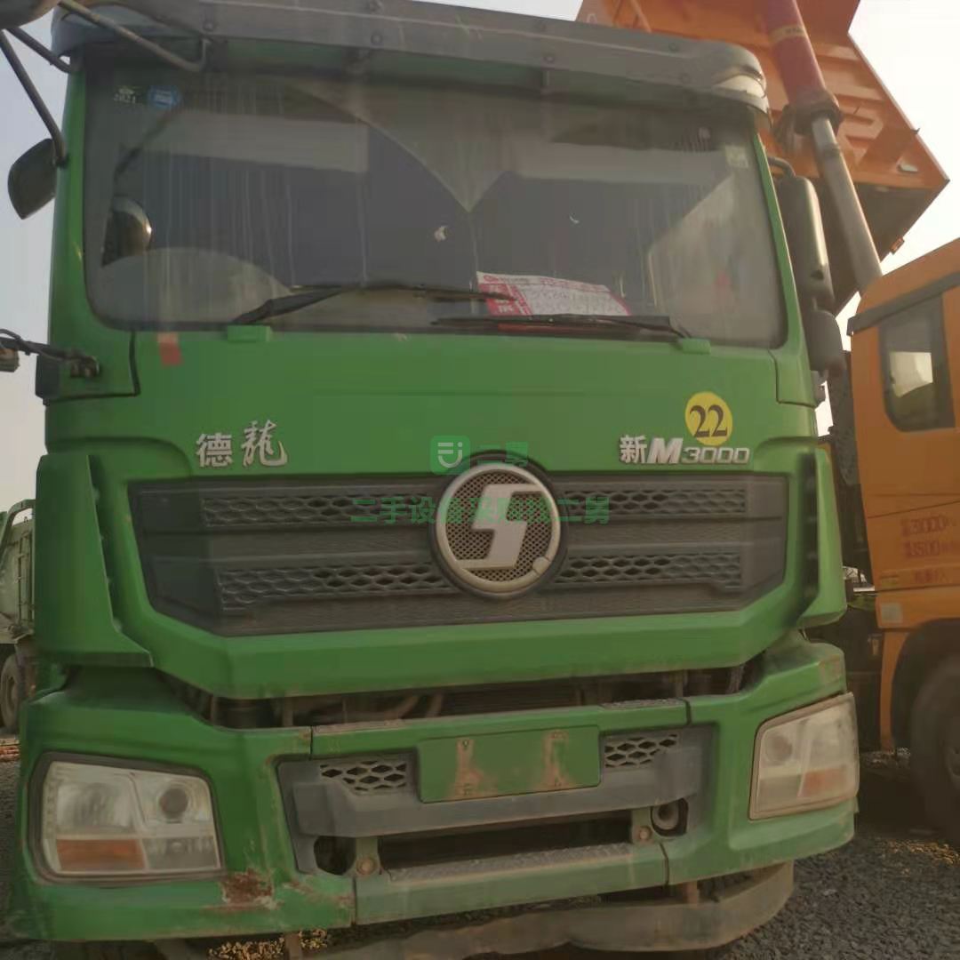 出售一臺(tái)19年德龍法規(guī)版自卸車，濰柴發(fā)動(dòng)機(jī)，350馬力