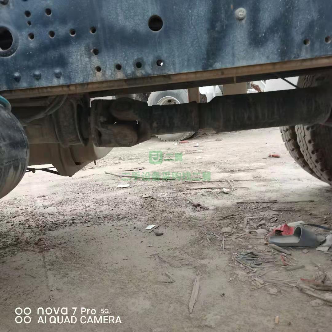 急售一臺18年國五德龍攪拌車，375馬力