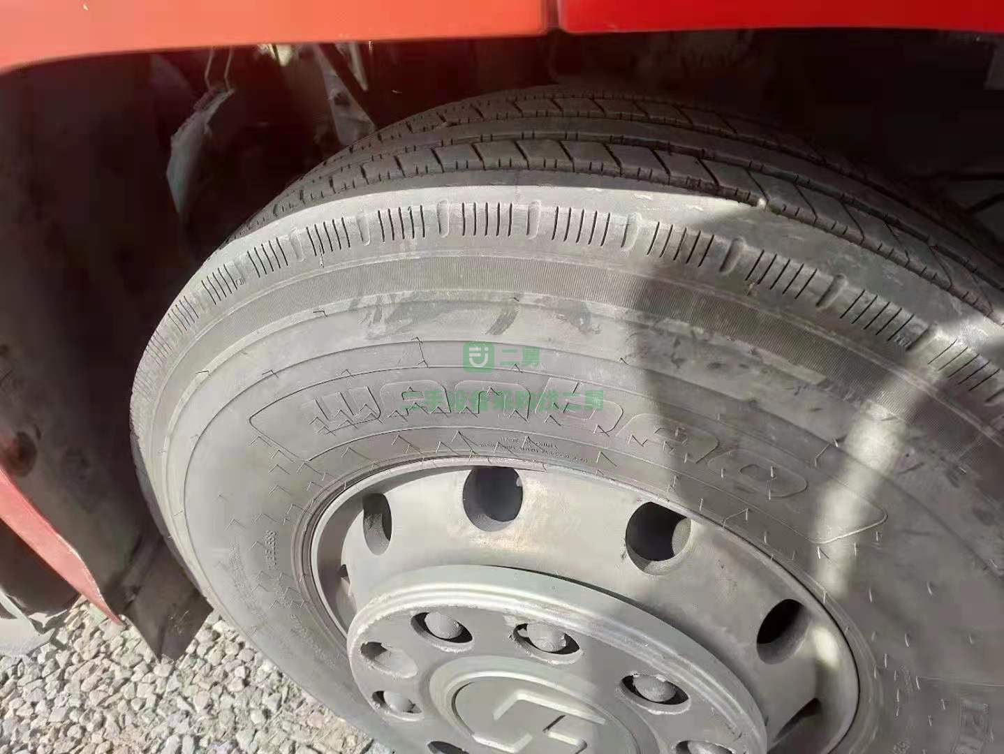出售16年6月上戶的德龍X3000牽引車