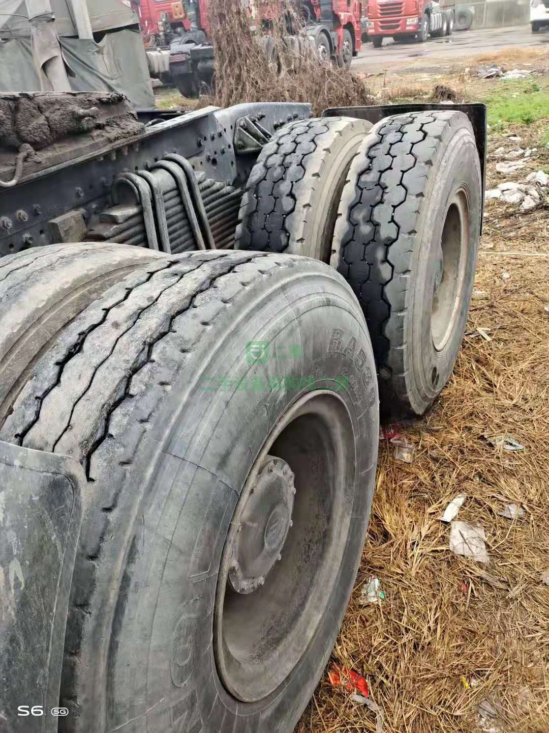 出售多臺19年4月歐曼ETX牽引車